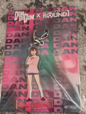 Dandadan Momo Ayase Acrylic Keychain